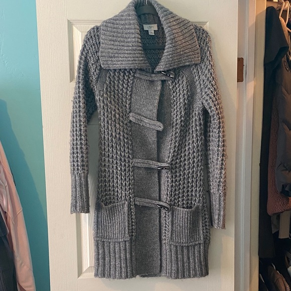 LOFT Gray Knit Cardigan Car Coat with Toggle Closures.